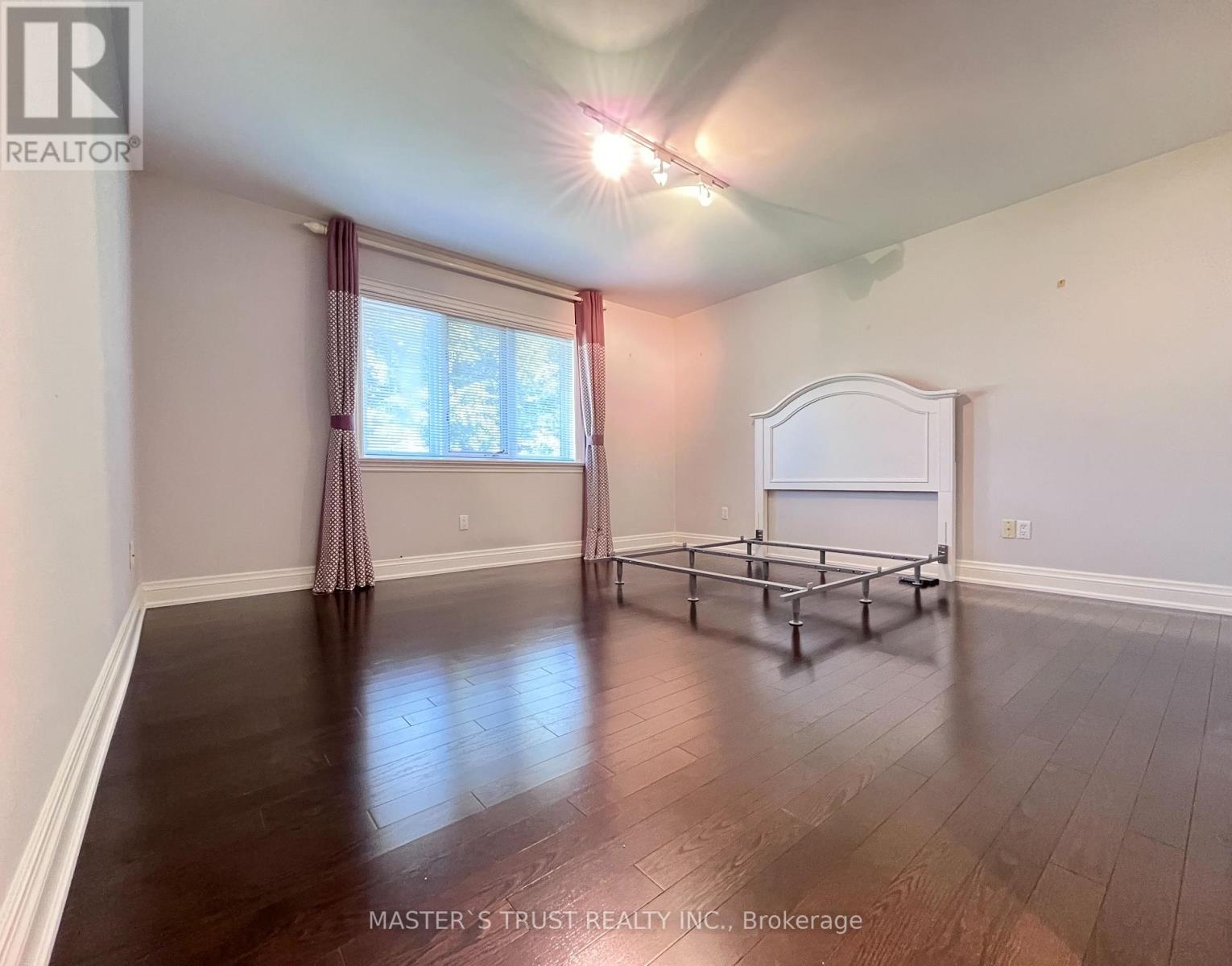 57 Cotswold Crescent, Toronto, Ontario  M2P 1N3 - Photo 18 - C12533764