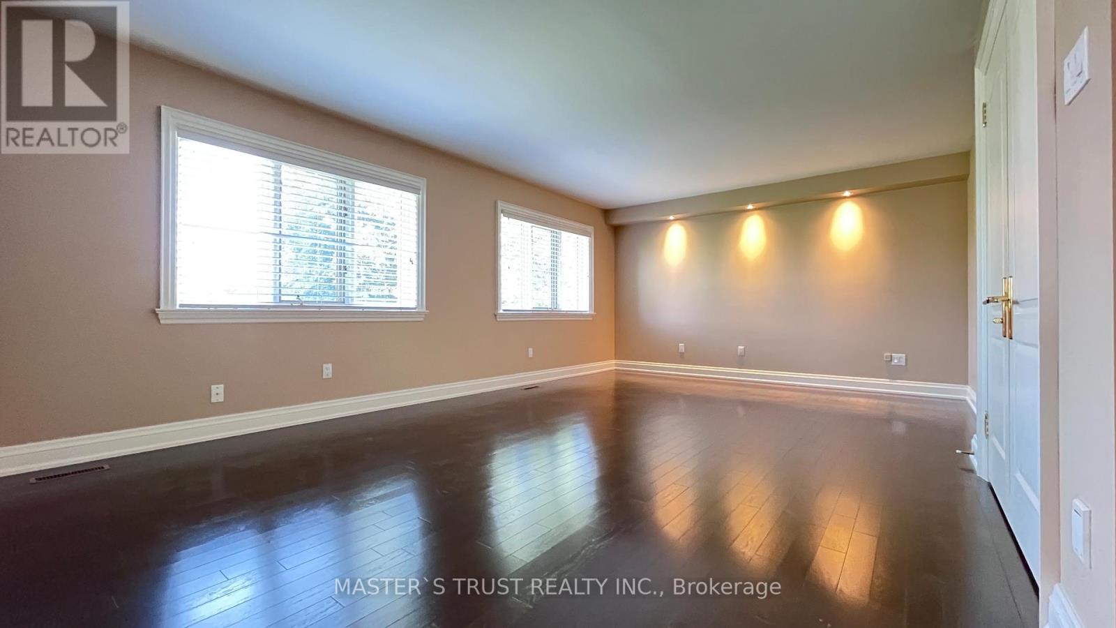 57 Cotswold Crescent, Toronto, Ontario  M2P 1N3 - Photo 20 - C12533764