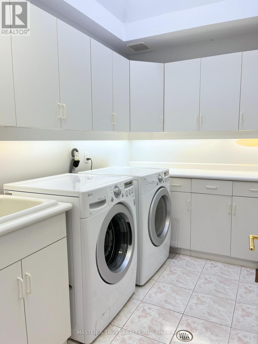 57 Cotswold Crescent, Toronto, Ontario  M2P 1N3 - Photo 27 - C12533764