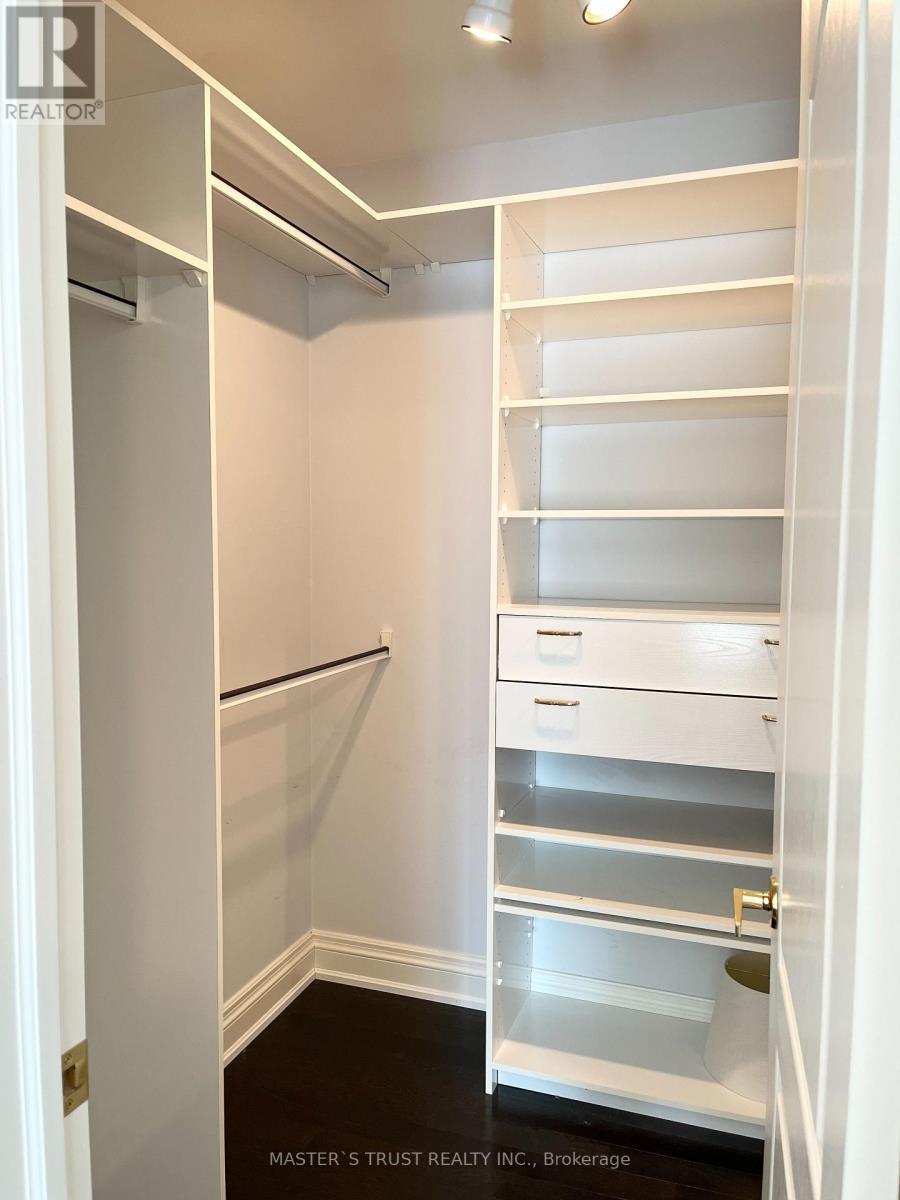 57 Cotswold Crescent, Toronto, Ontario  M2P 1N3 - Photo 30 - C12533764