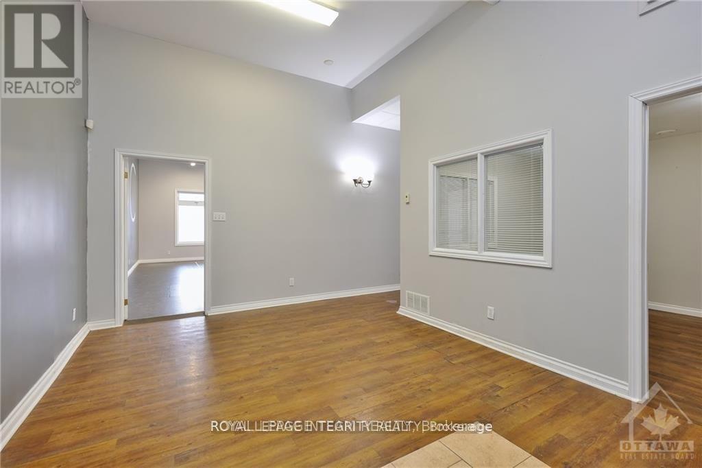 Unit 1a - 453 Ottawa Street, Mississippi Mills, Ontario  K0A 1A0 - Photo 7 - X12291497