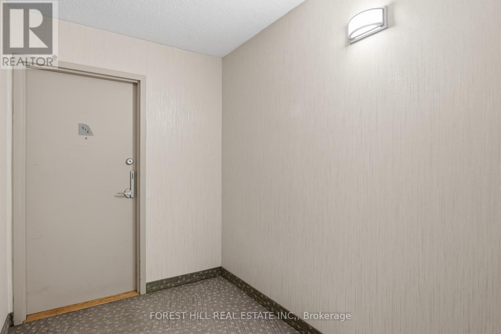 516 - 650 Queens Quay W Boulevard, Toronto, Ontario  M5V 3N2 - Photo 4 - C12533776