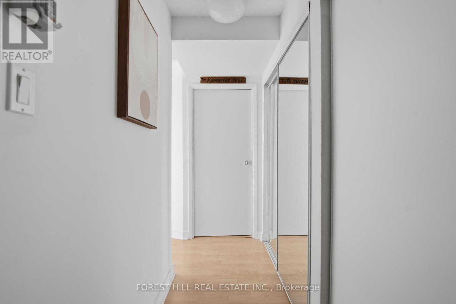 516 - 650 Queens Quay W Boulevard, Toronto, Ontario  M5V 3N2 - Photo 8 - C12533776