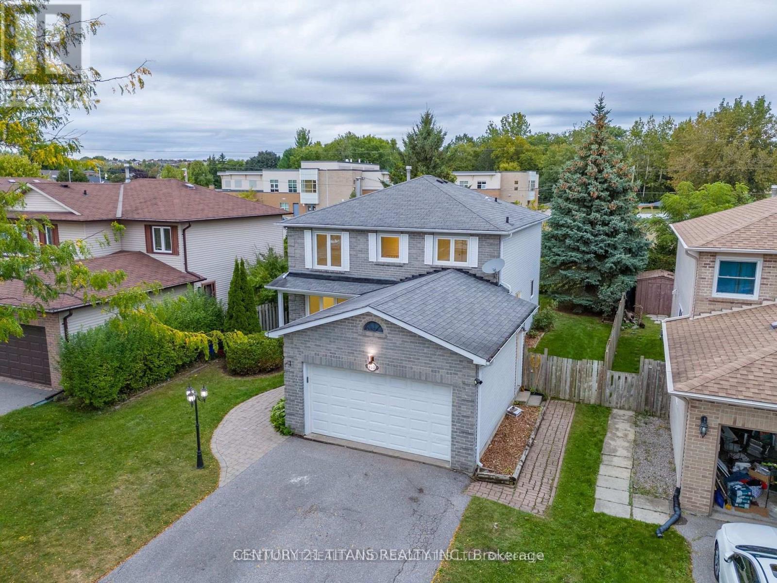 853 CROWELLS STREET, Oshawa, Ontario