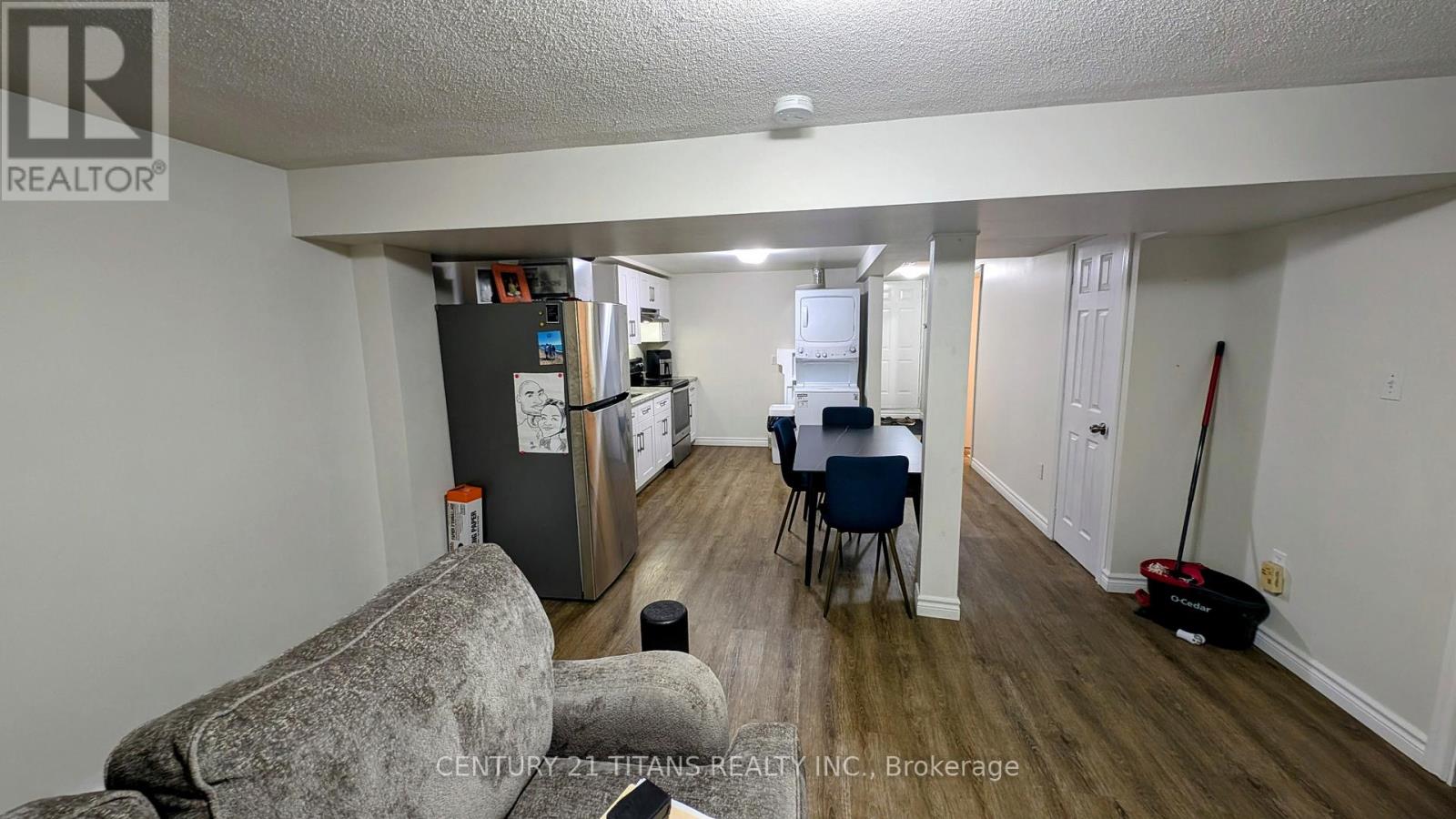 853 Crowells Street, Oshawa, Ontario  L1K 1X8 - Photo 10 - E12533680