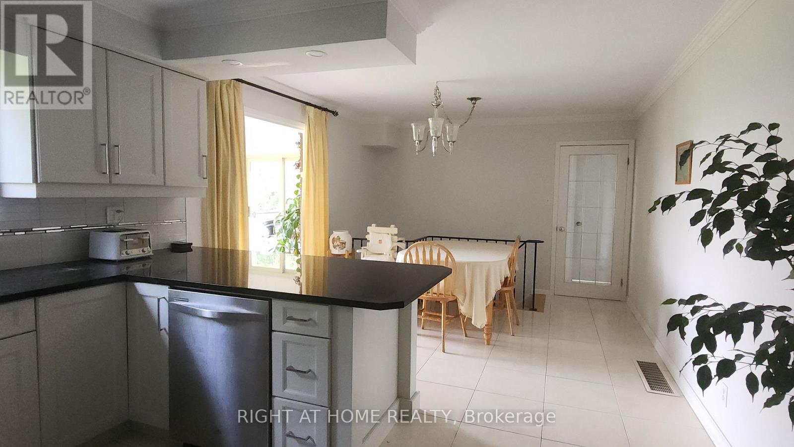 2853 Bellwood Drive, Clarington, Ontario  L1B 0L5 - Photo 7 - E12533770