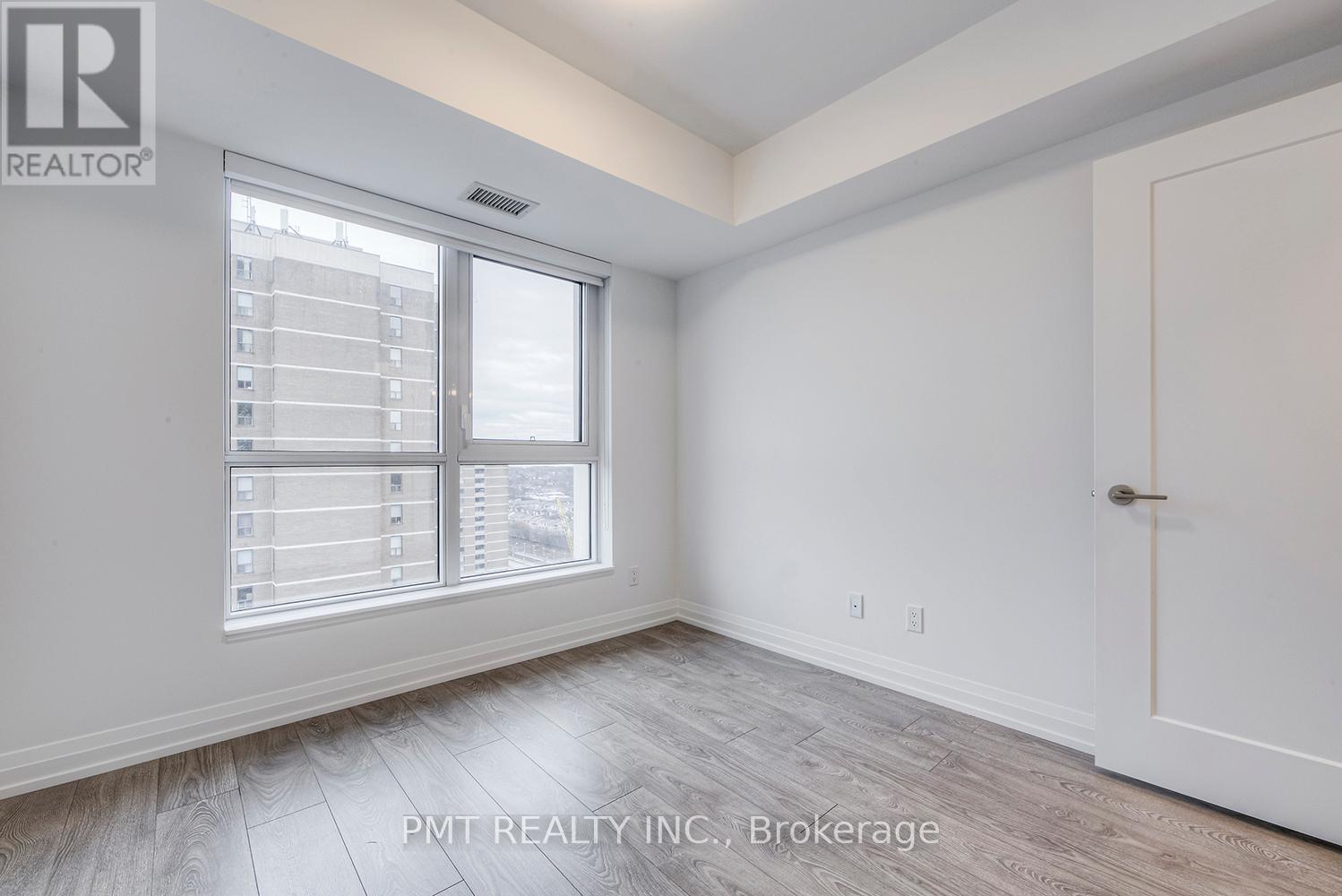 2105 - 286 Main Street, Toronto, Ontario  M4C 4X4 - Photo 17 - E12533772