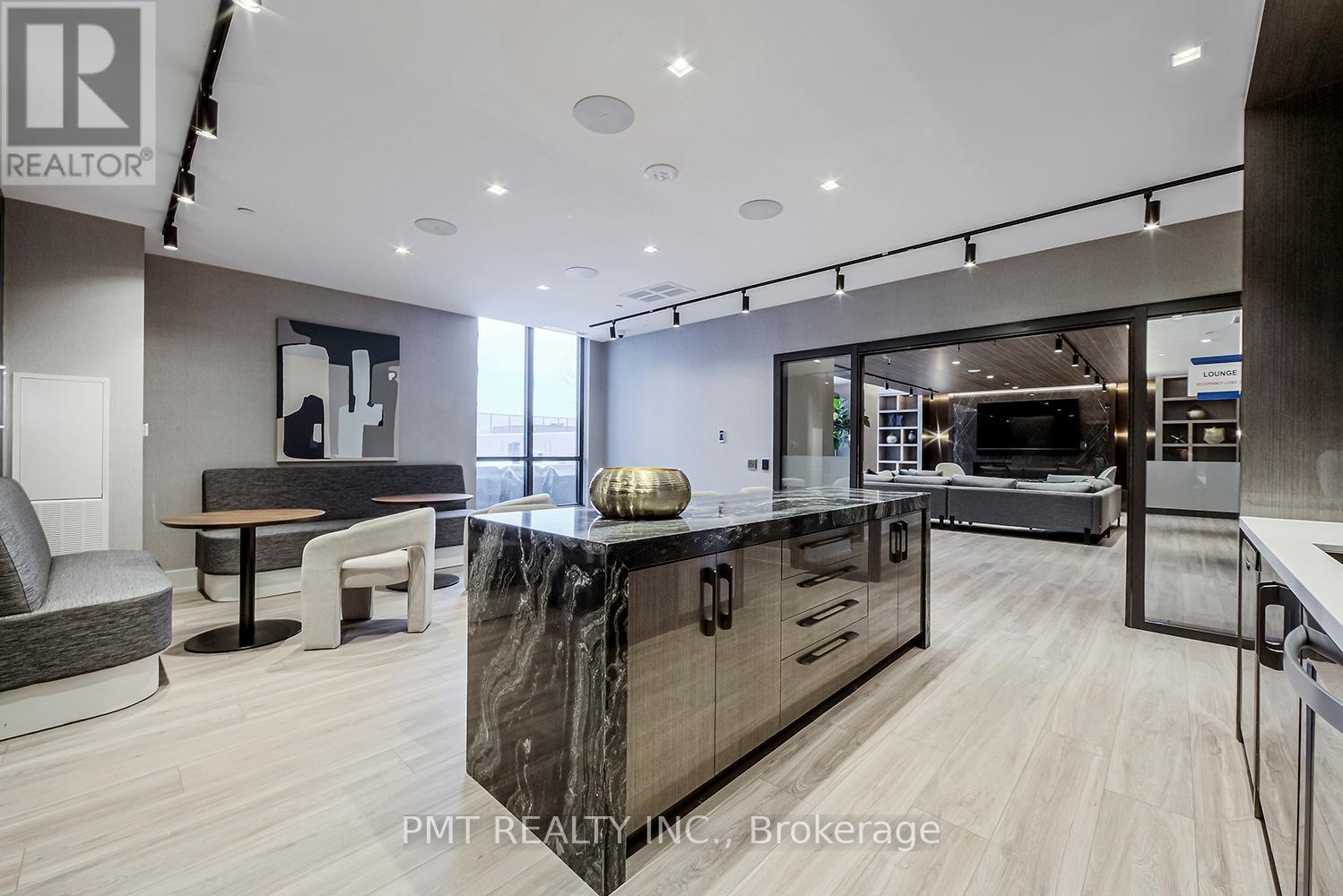 2105 - 286 Main Street, Toronto, Ontario  M4C 4X4 - Photo 24 - E12533772