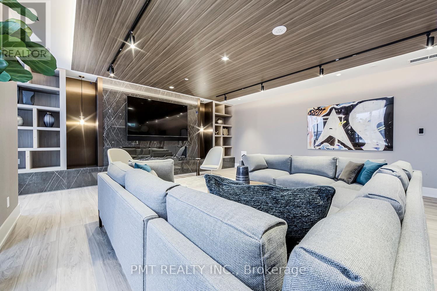 2105 - 286 Main Street, Toronto, Ontario  M4C 4X4 - Photo 26 - E12533772