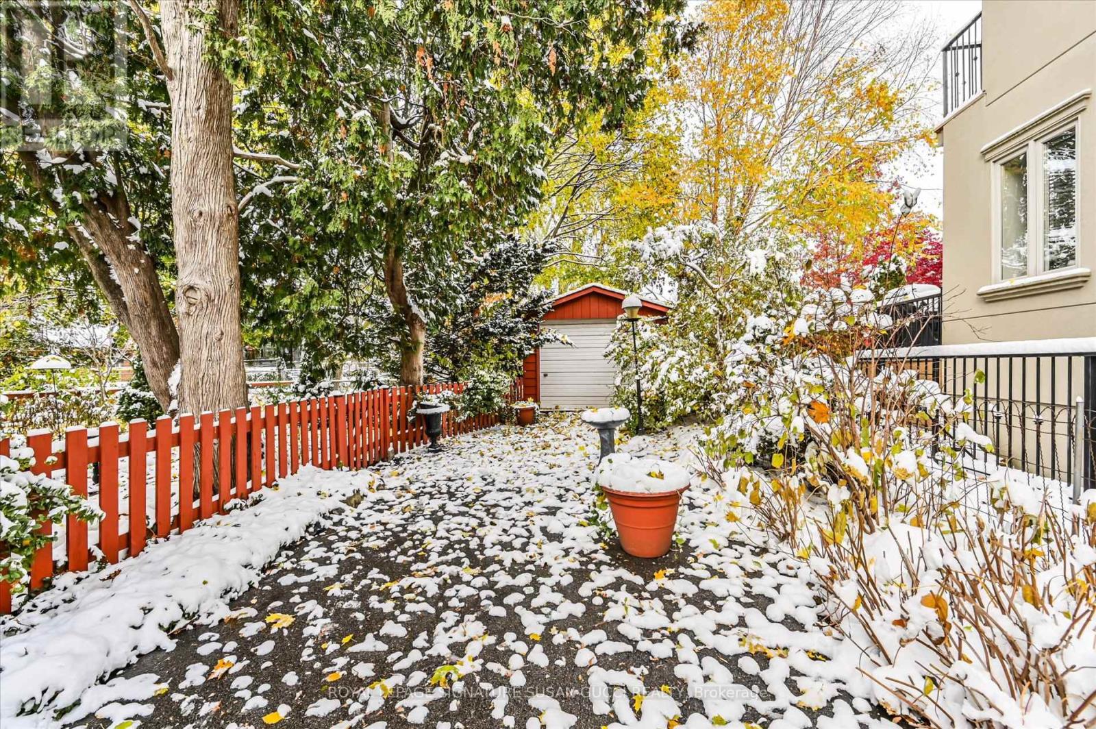 14 Dustan Crescent, Toronto, Ontario  M4J 4G5 - Photo 20 - E12533780