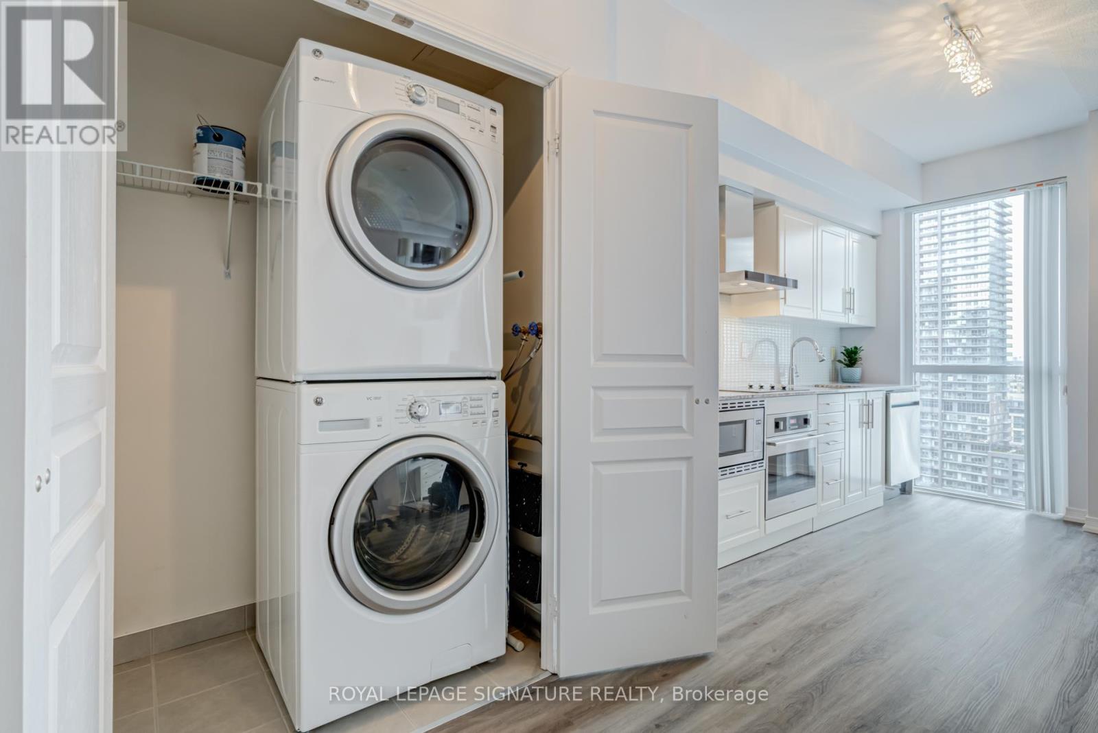 2108 - 352 Front Street W, Toronto, Ontario  M5V 0K3 - Photo 14 - C12449024