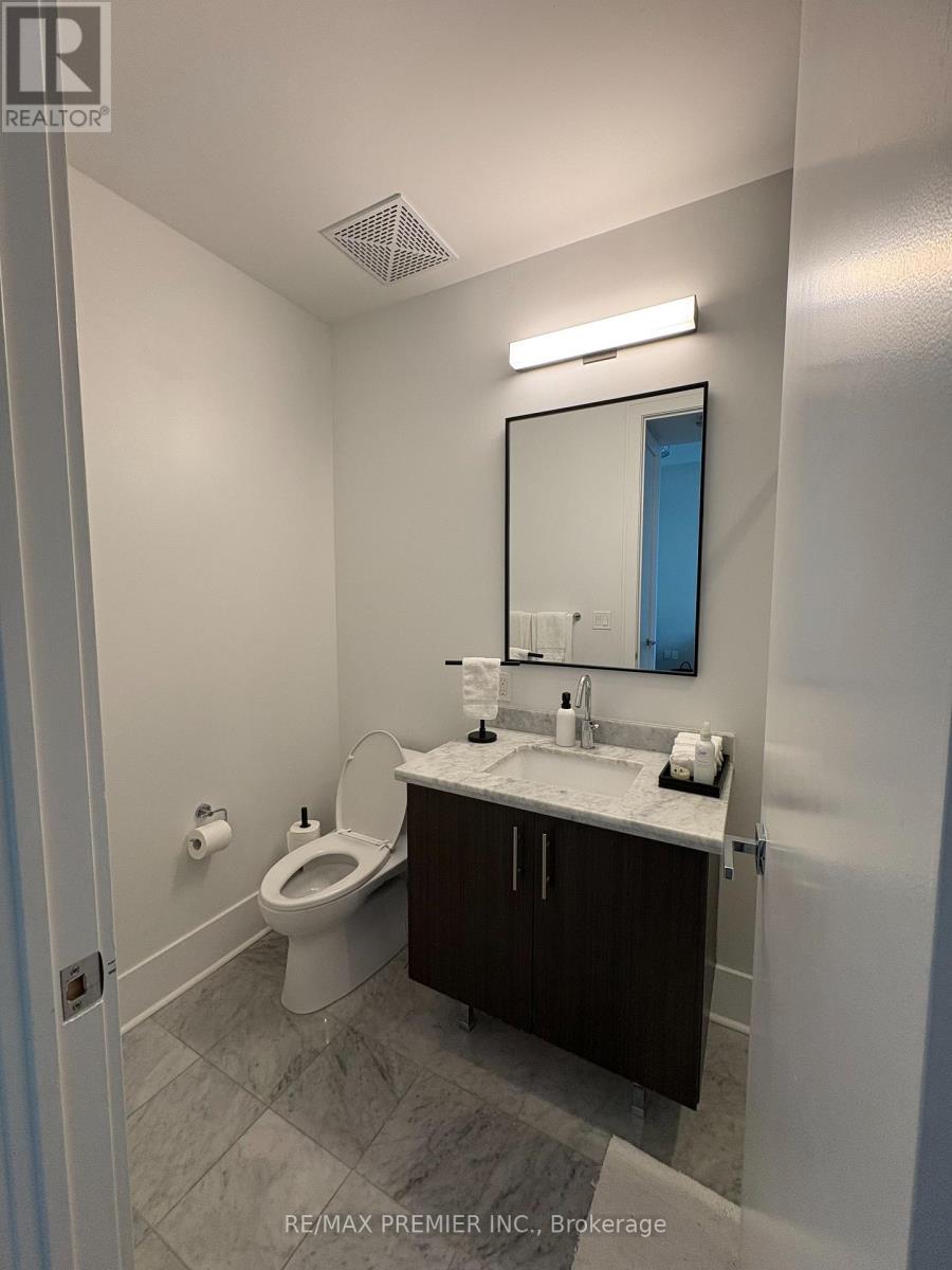 1208 - 29 Queens Quay E, Toronto, Ontario  M5E 0A4 - Photo 16 - C12533204