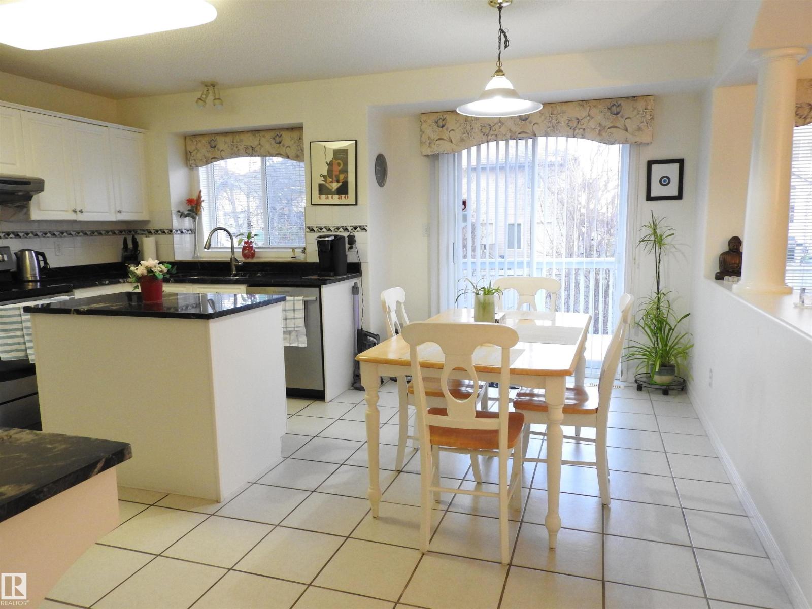 1171 Carter Crest Rd Nw, Edmonton, Alberta  T6R 2L8 - Photo 7 - E4464691