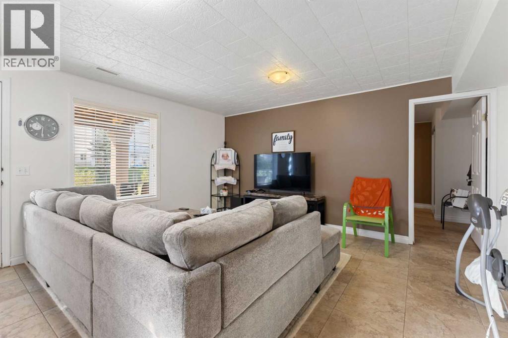 253 Coral Shores Cape Ne, Calgary, Alberta  T3J 3T8 - Photo 44 - A2260661