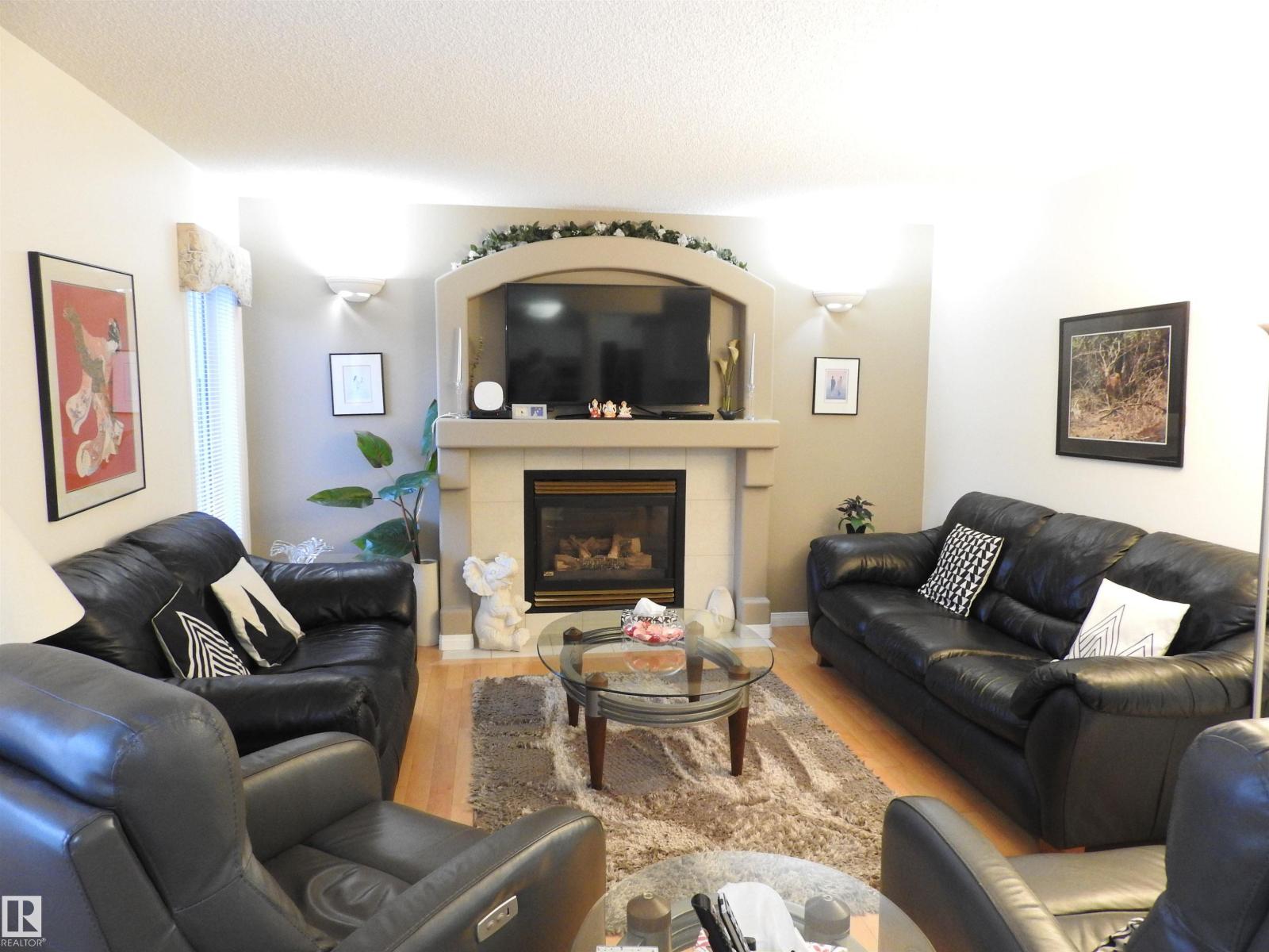 1171 Carter Crest Rd Nw, Edmonton, Alberta  T6R 2L8 - Photo 9 - E4464691