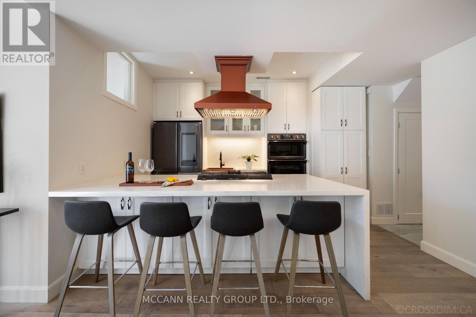 217 Pearson Avenue, Toronto, Ontario  M6R 1G6 - Photo 12 - W12533668