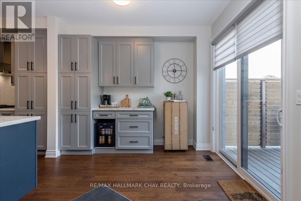 2127 Wilson Street, Innisfil, Ontario  L9S 0N8 - Photo 10 - N12533736