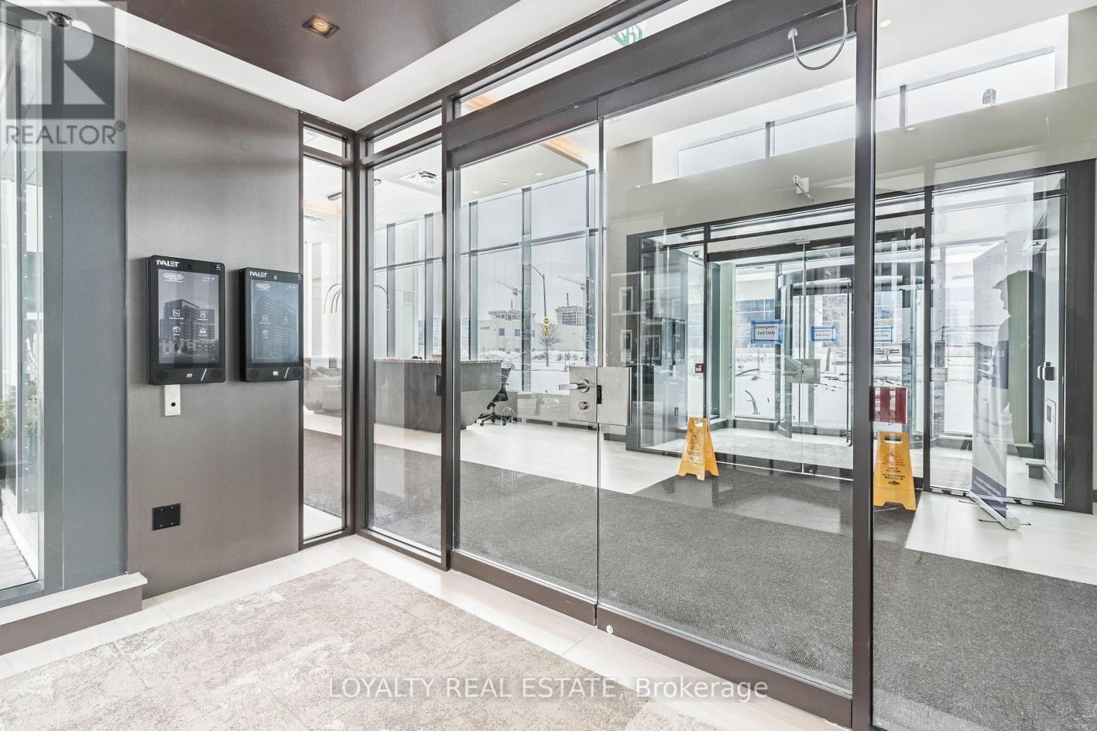 621 - 38 Honeycrisp Crescent, Vaughan, Ontario  L4K 0M8 - Photo 12 - N12533854