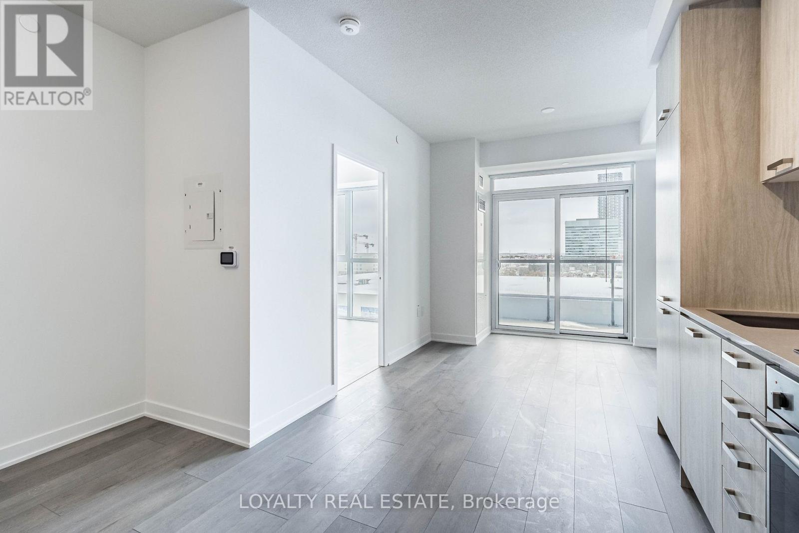 621 - 38 Honeycrisp Crescent, Vaughan, Ontario  L4K 0M8 - Photo 20 - N12533854