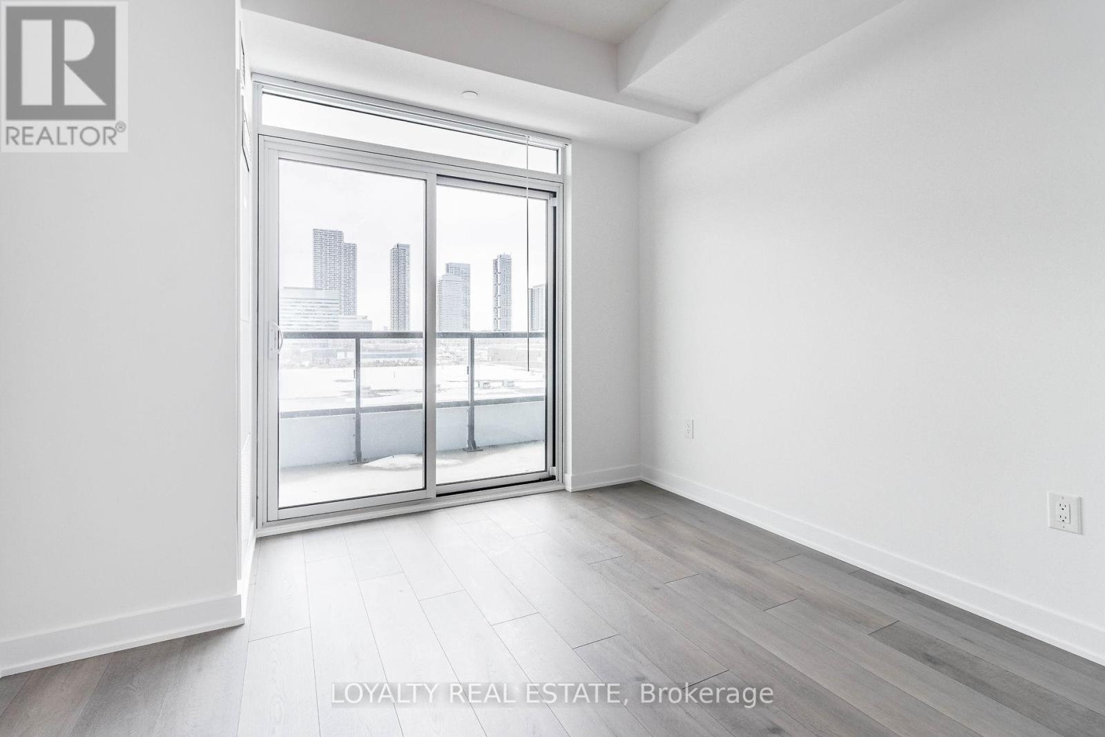 621 - 38 Honeycrisp Crescent, Vaughan, Ontario  L4K 0M8 - Photo 22 - N12533854