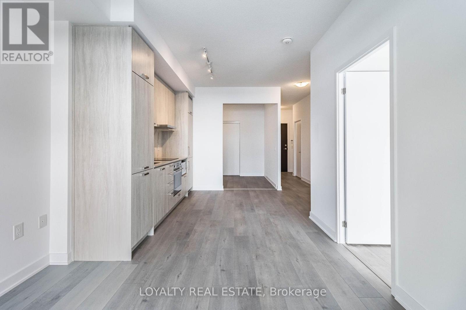 621 - 38 Honeycrisp Crescent, Vaughan, Ontario  L4K 0M8 - Photo 23 - N12533854