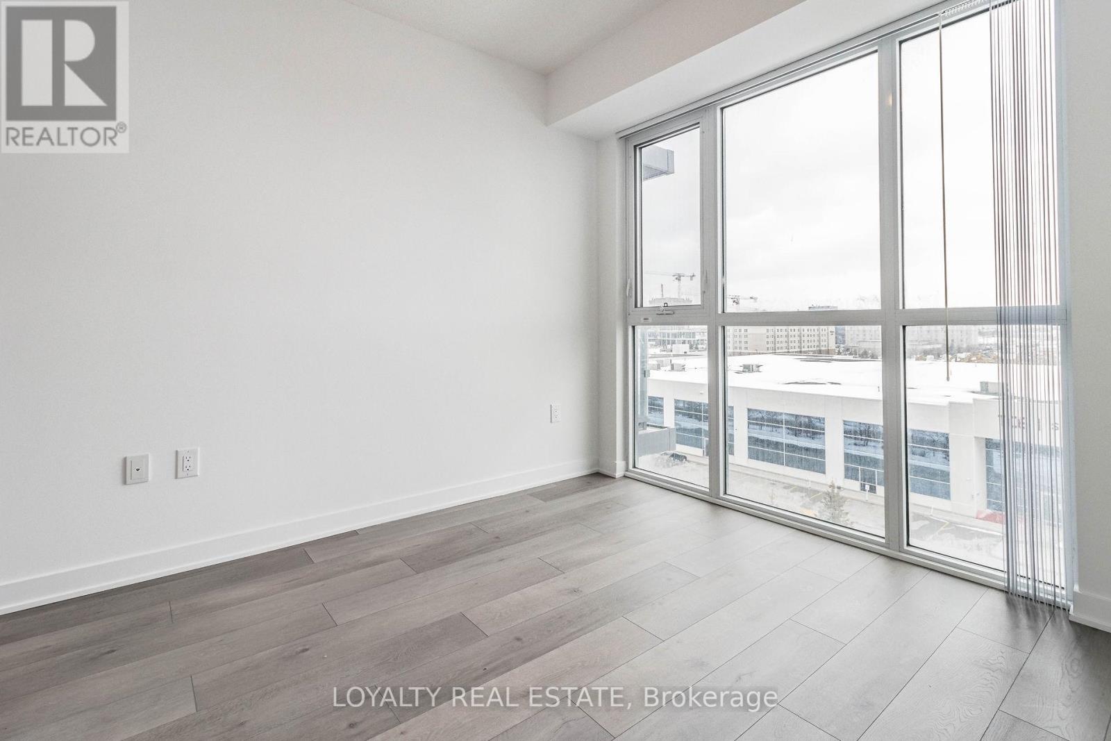 621 - 38 Honeycrisp Crescent, Vaughan, Ontario  L4K 0M8 - Photo 33 - N12533854