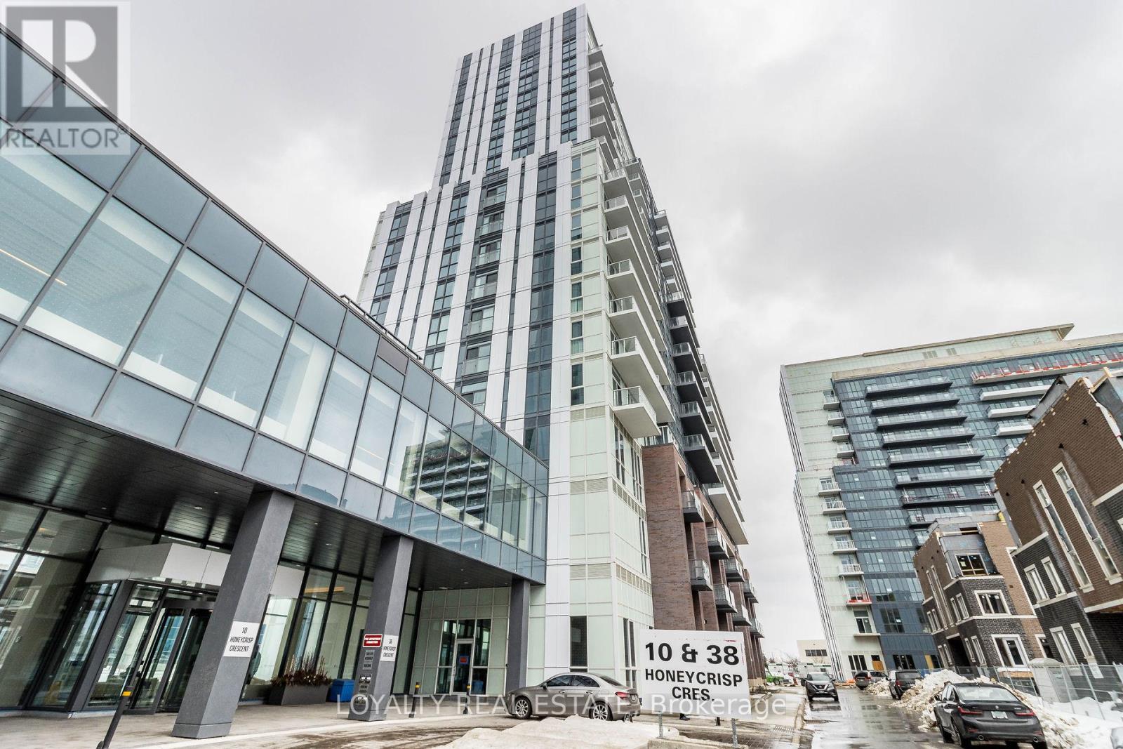 621 - 38 Honeycrisp Crescent, Vaughan, Ontario  L4K 0M8 - Photo 6 - N12533854