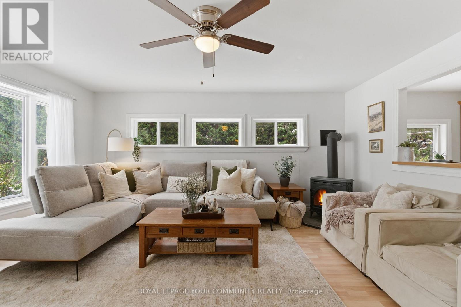 24 Fairpark Lane, Georgina, Ontario  L0E 1N0 - Photo 12 - N12533890