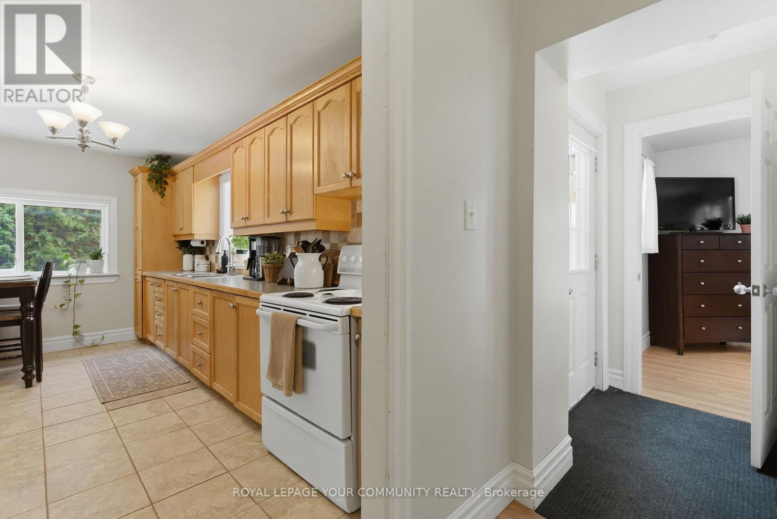 24 Fairpark Lane, Georgina, Ontario  L0E 1N0 - Photo 21 - N12533890