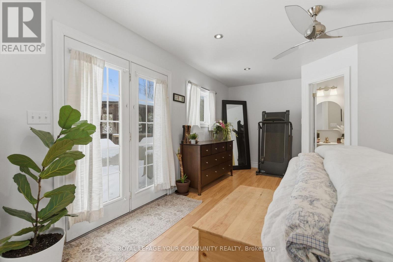 24 Fairpark Lane, Georgina, Ontario  L0E 1N0 - Photo 25 - N12533890