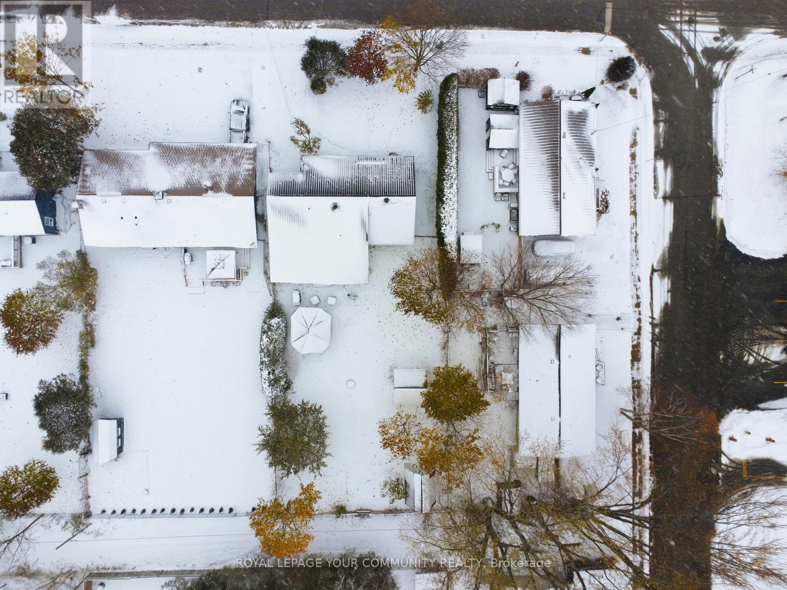 24 Fairpark Lane, Georgina, Ontario  L0E 1N0 - Photo 42 - N12533890