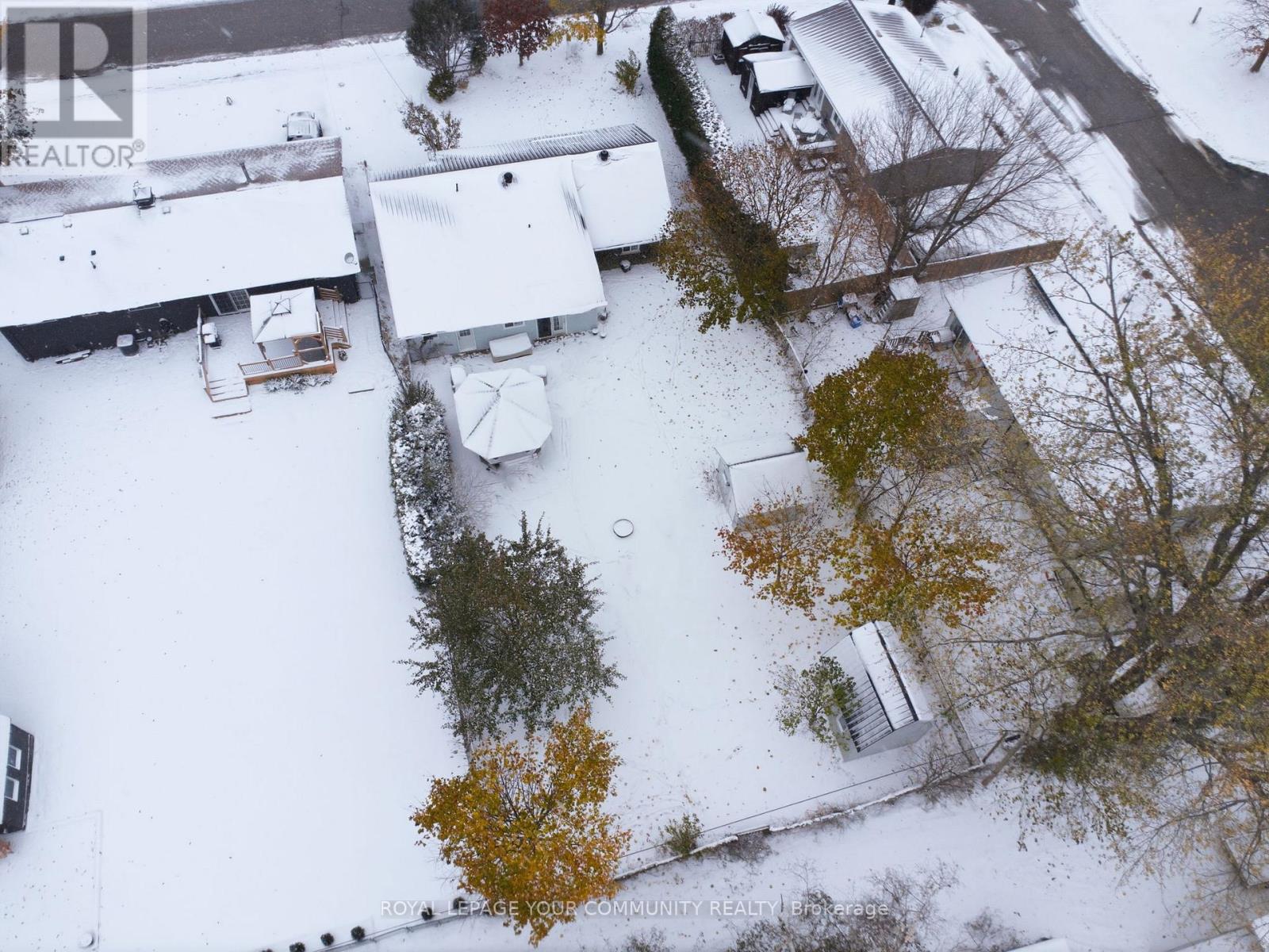 24 Fairpark Lane, Georgina, Ontario  L0E 1N0 - Photo 43 - N12533890