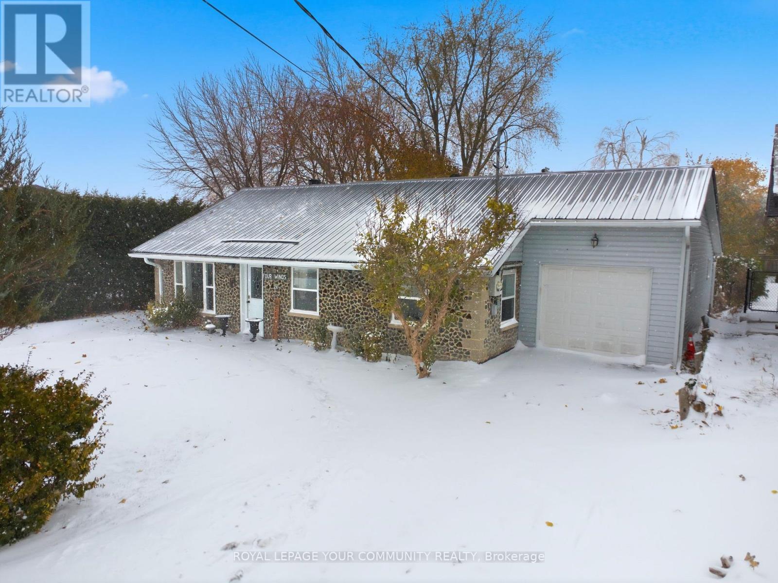 24 Fairpark Lane, Georgina, Ontario  L0E 1N0 - Photo 6 - N12533890
