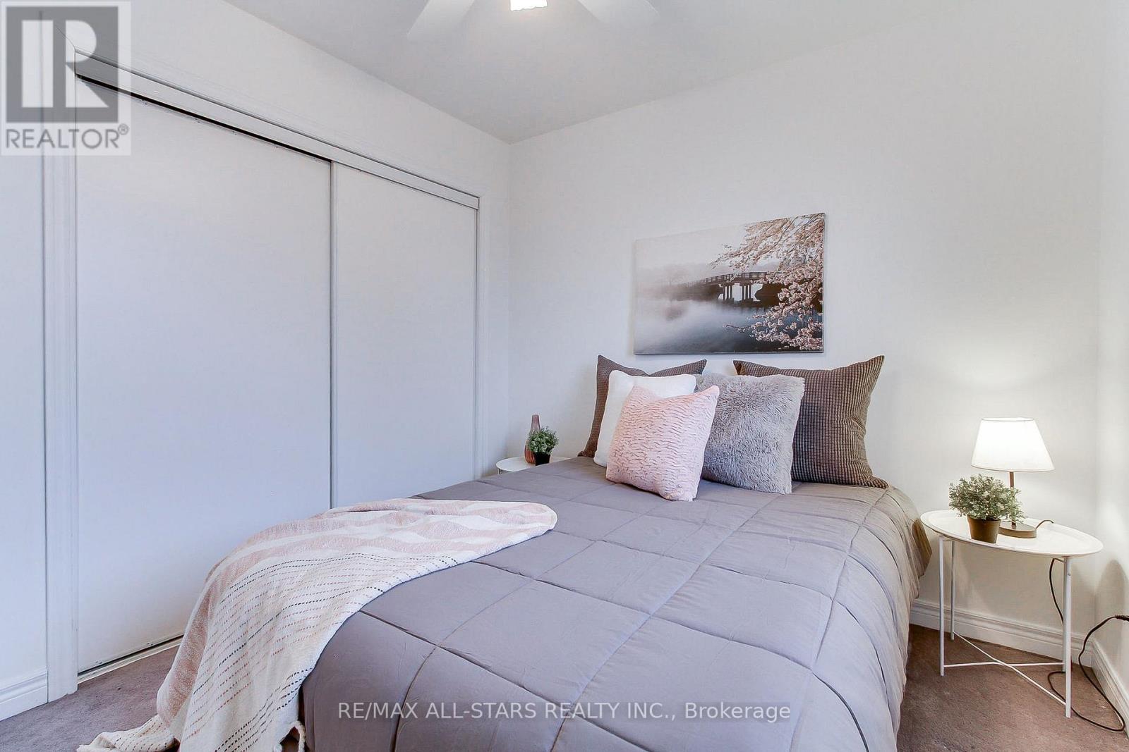 78 Lancaster Court, Georgina, Ontario  L4P 3Z9 - Photo 16 - N12533902