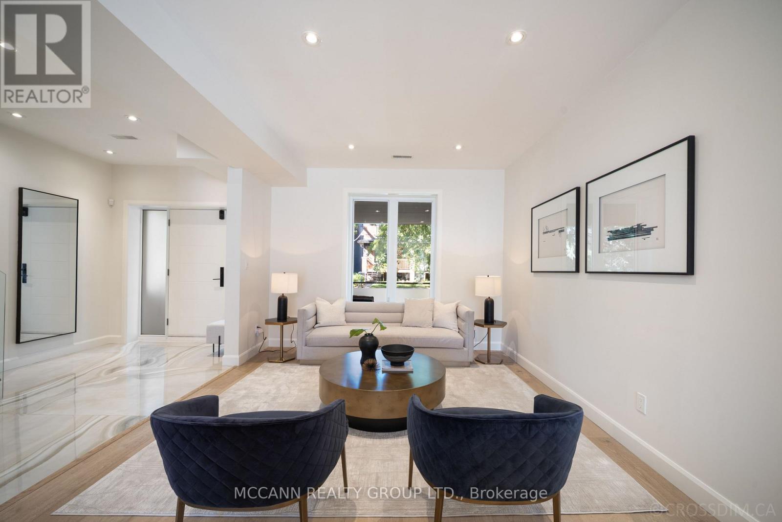 217 Pearson Avenue, Toronto, Ontario  M6R 1G6 - Photo 7 - W12533668