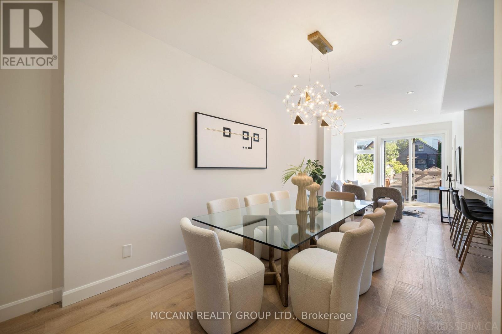 217 Pearson Avenue, Toronto, Ontario  M6R 1G6 - Photo 8 - W12533668