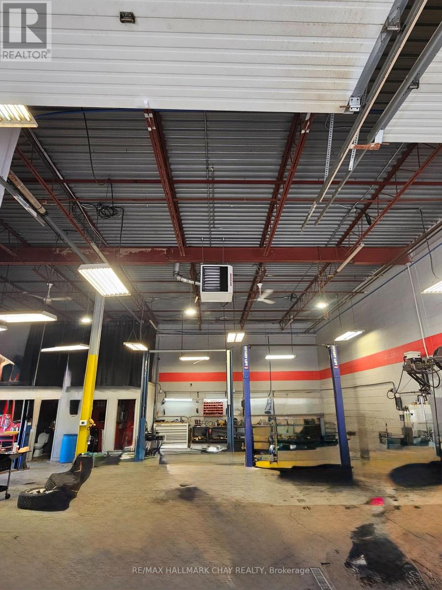 3&4 - 25 Hart Drive, Barrie, Ontario L4N 5R8 - Photo 3 - S12533796