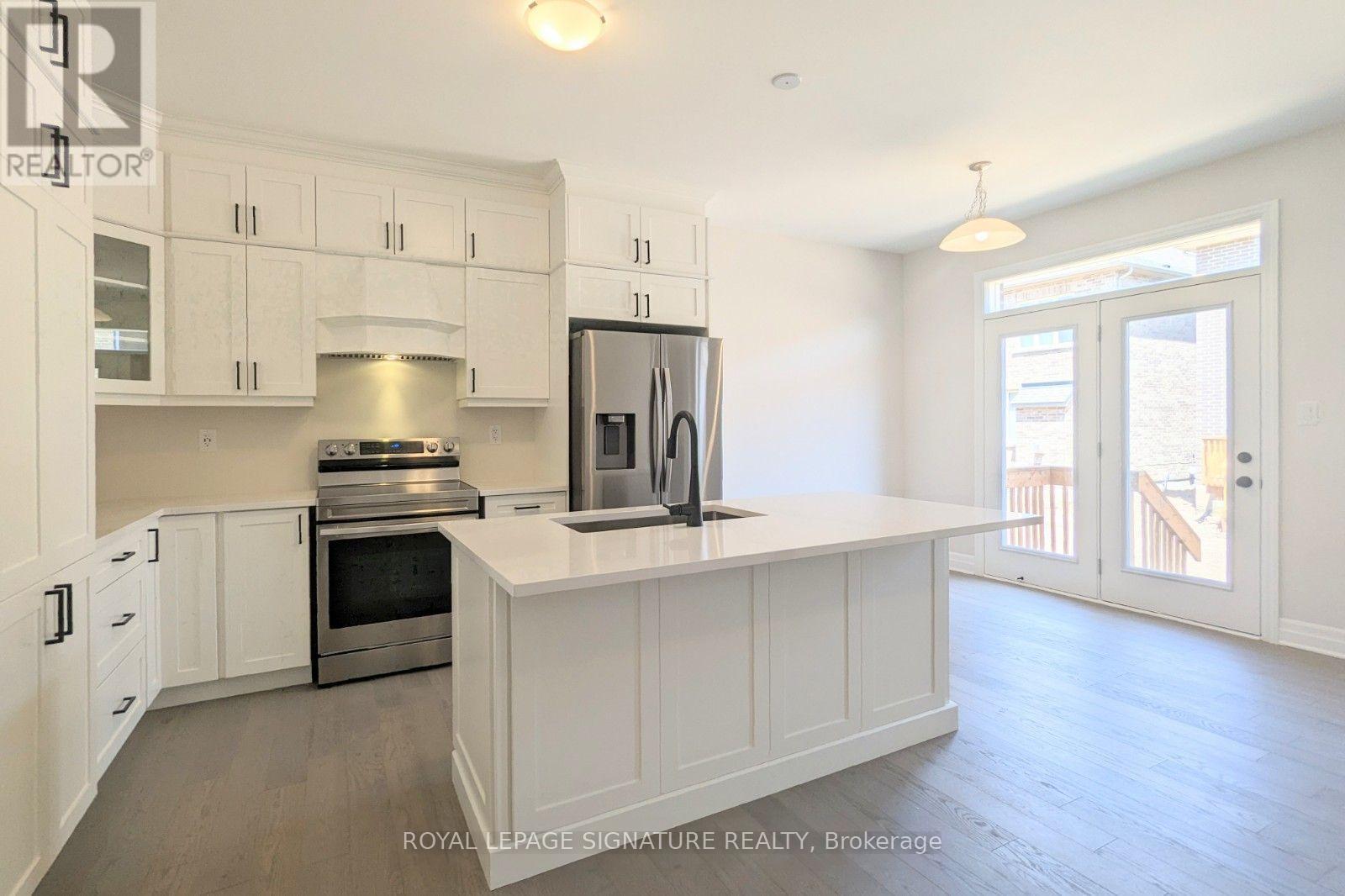 1225 Manitou Way, Milton, Ontario  L9T 6H8 - Photo 2 - W12533710