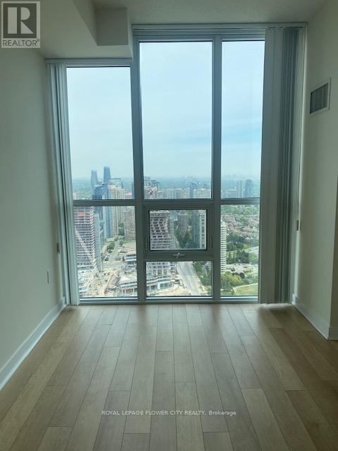 4010 - 3975 Grand Park Drive, Mississauga, Ontario  L5B 0K4 - Photo 2 - W12533714