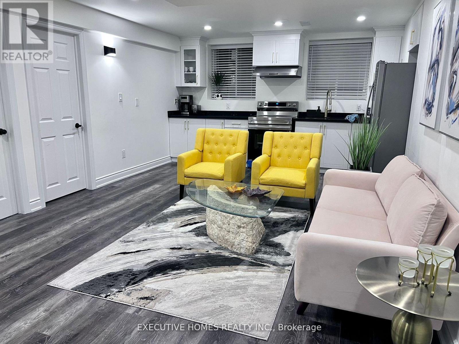 409 Boyd Lane, Milton, Ontario  L9E 1X2 - Photo 13 - W12533722