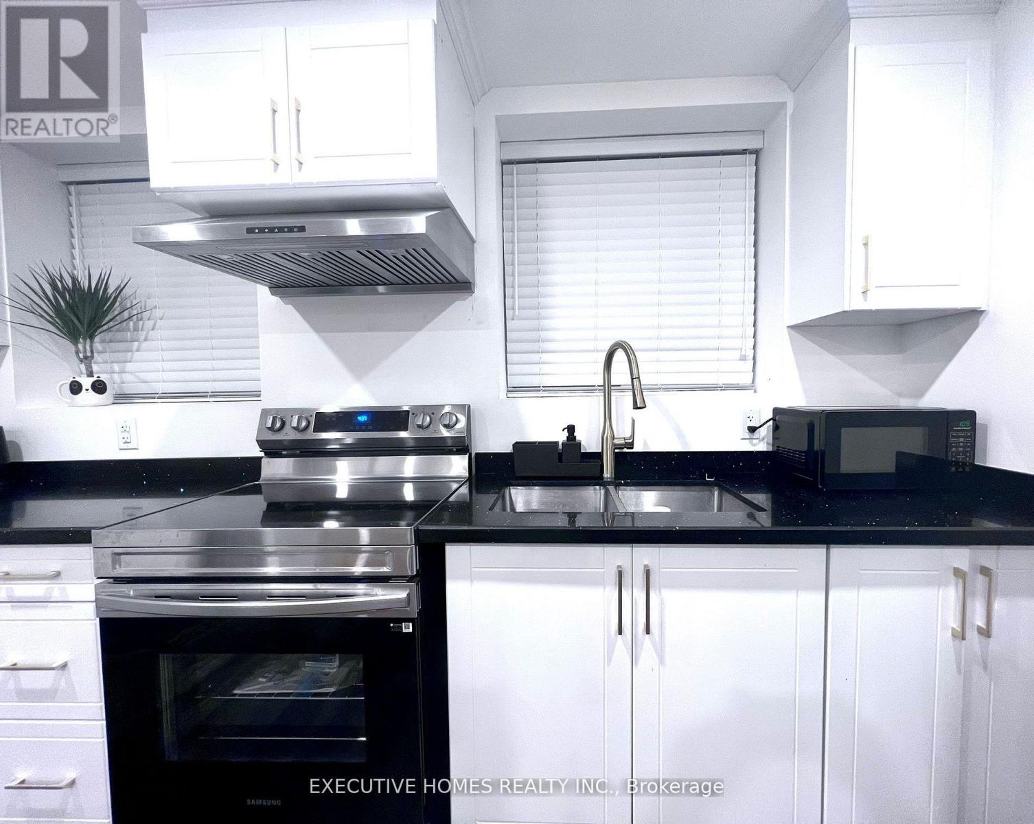 409 Boyd Lane, Milton, Ontario  L9E 1X2 - Photo 16 - W12533722