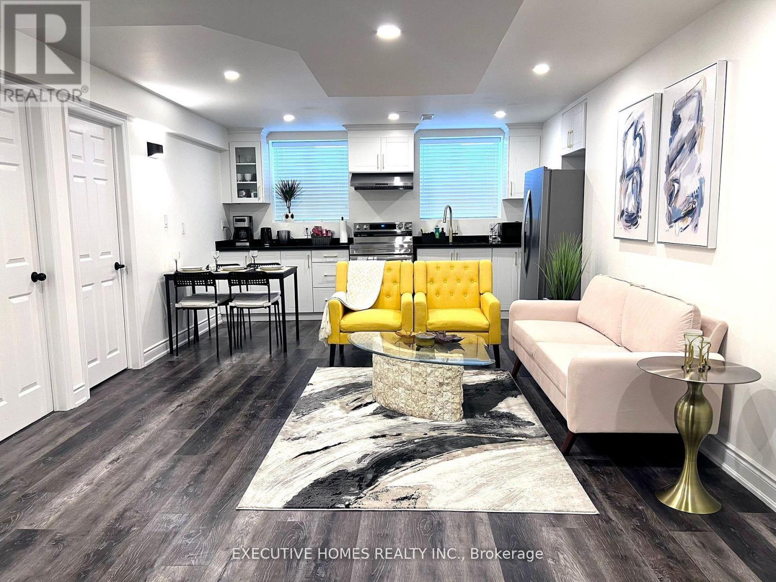 409 Boyd Lane, Milton, Ontario  L9E 1X2 - Photo 23 - W12533722