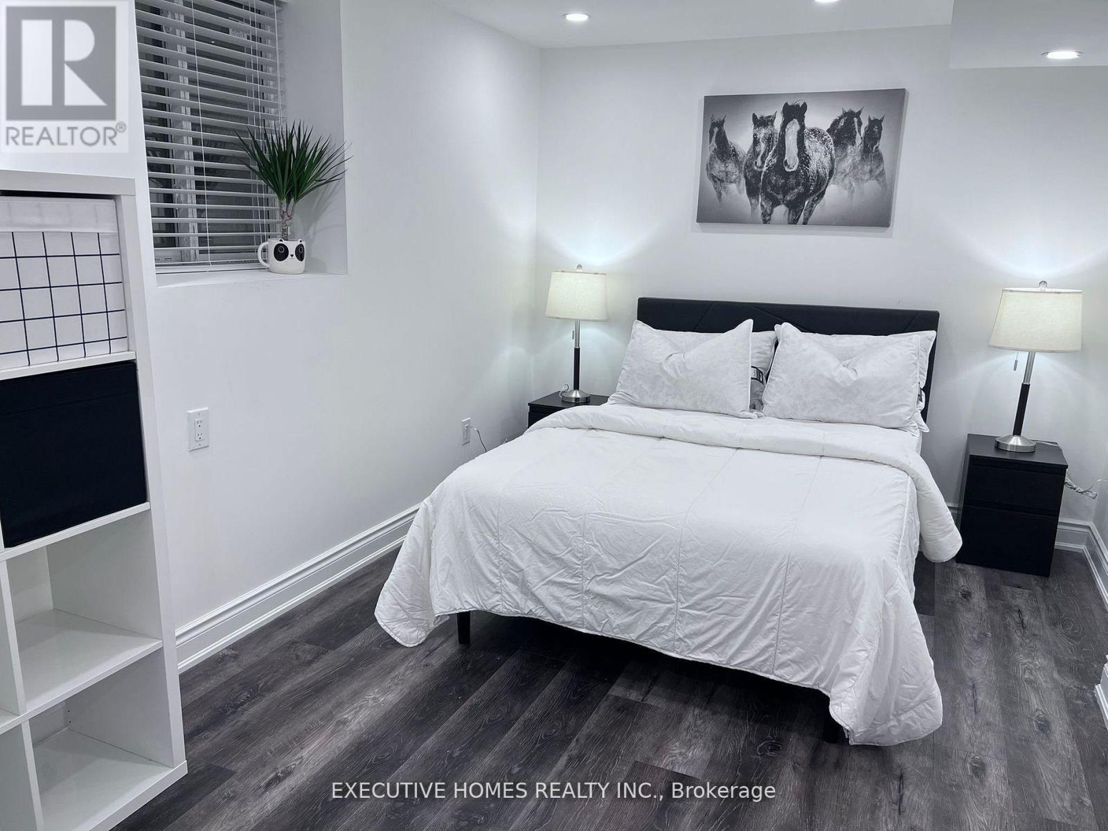 409 Boyd Lane, Milton, Ontario  L9E 1X2 - Photo 33 - W12533722