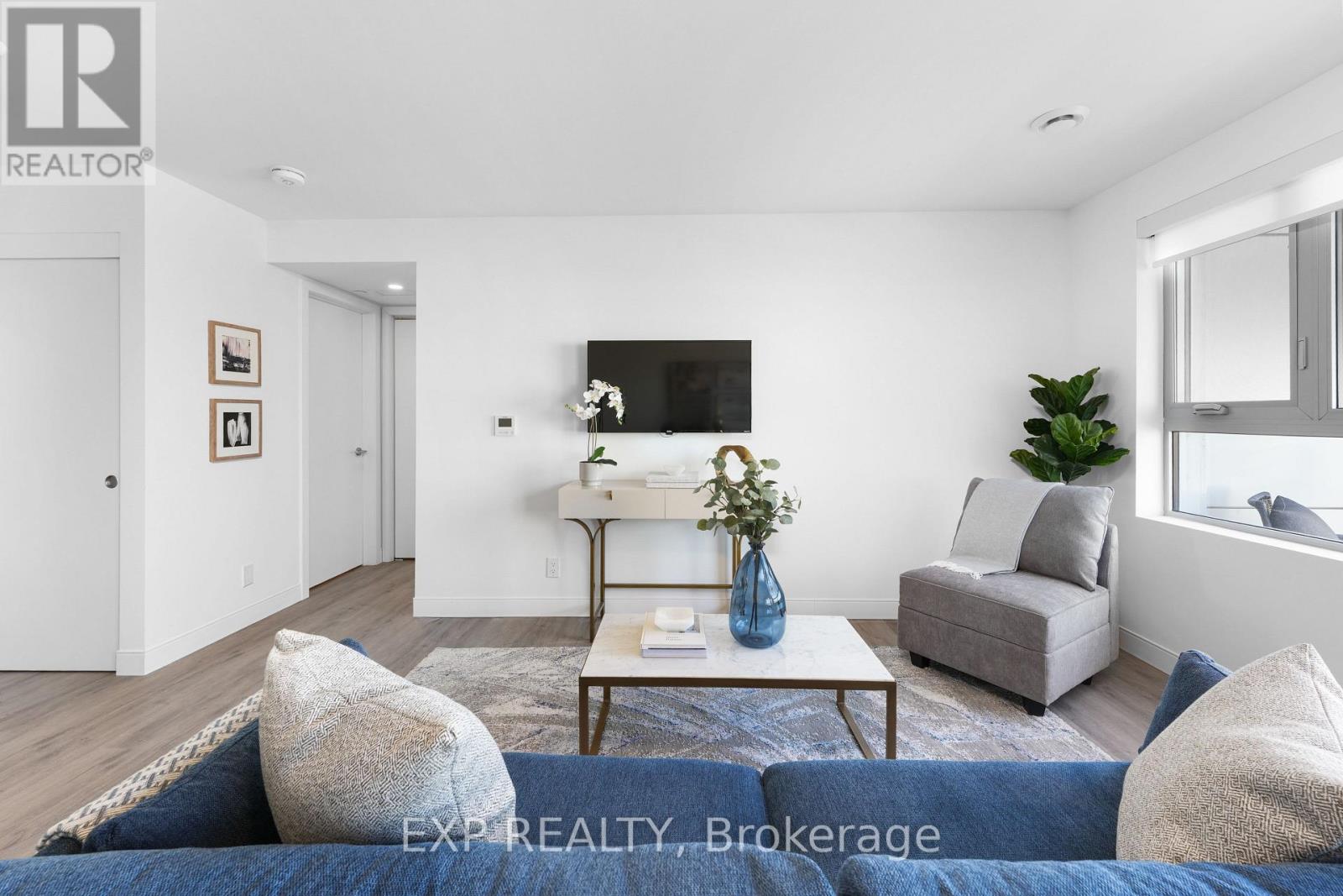 313 - 100 Manett Crescent, Brampton, Ontario  L6X 4P7 - Photo 8 - W12533748