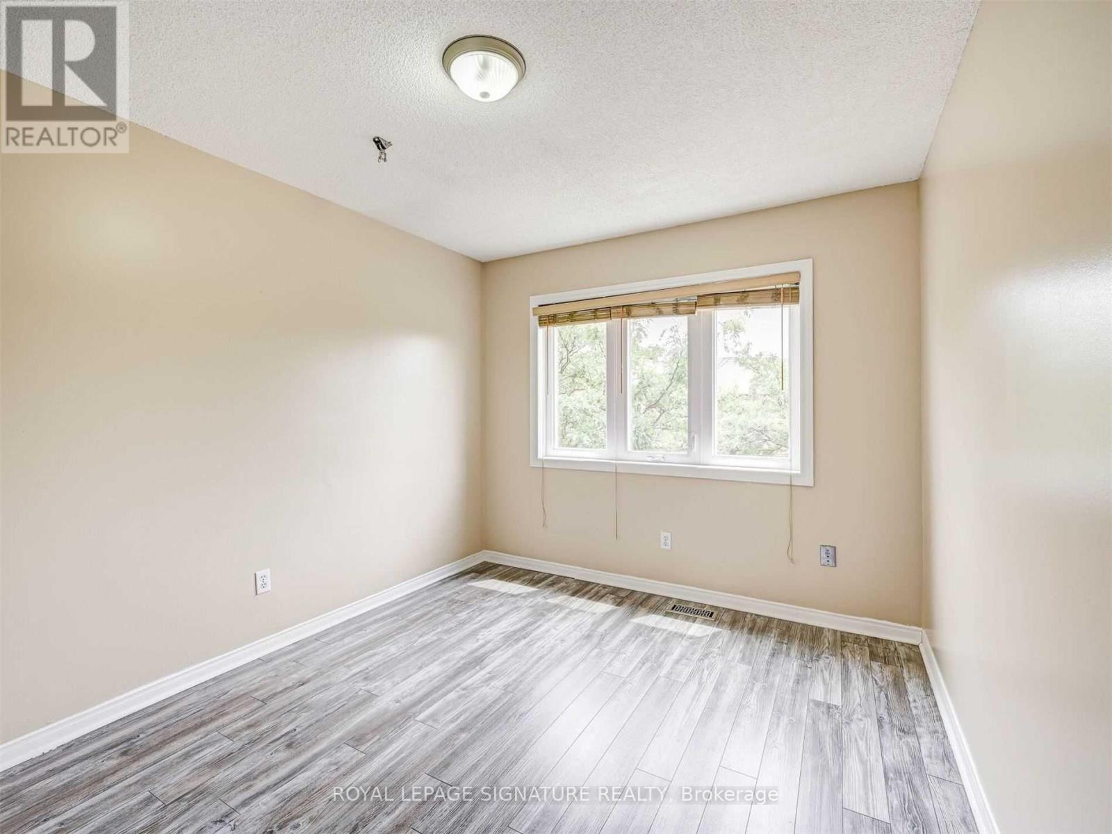 57 - 833 Scollard Court, Mississauga, Ontario  L5V 2B4 - Photo 28 - W12533754