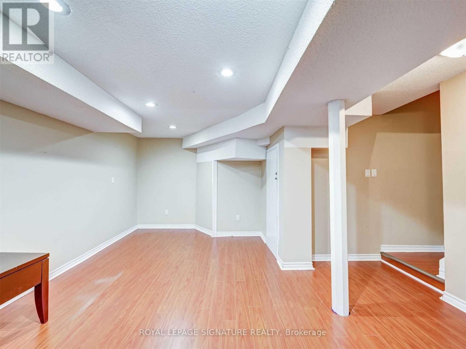 57 - 833 Scollard Court, Mississauga, Ontario  L5V 2B4 - Photo 30 - W12533754