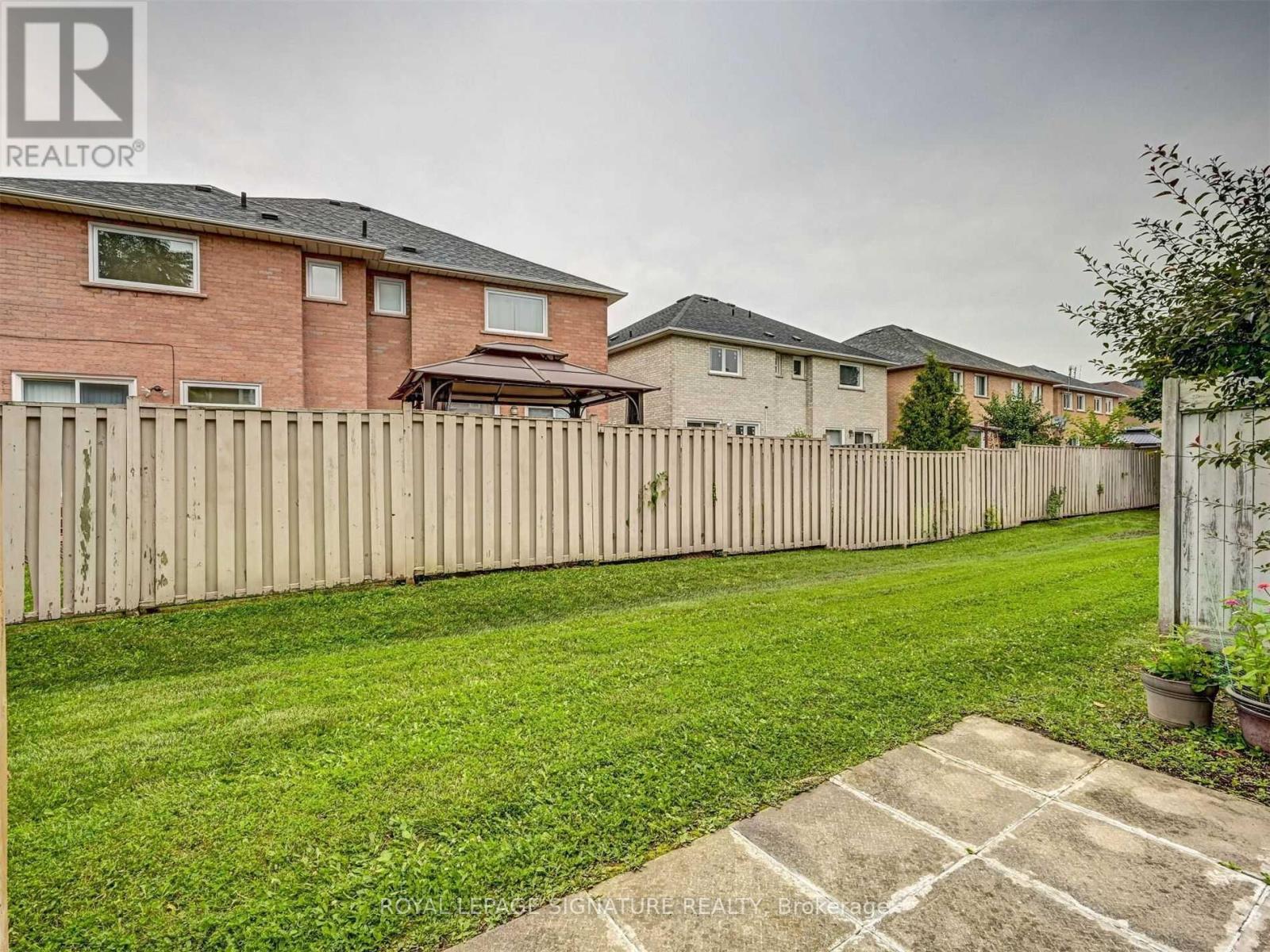 57 - 833 Scollard Court, Mississauga, Ontario  L5V 2B4 - Photo 39 - W12533754