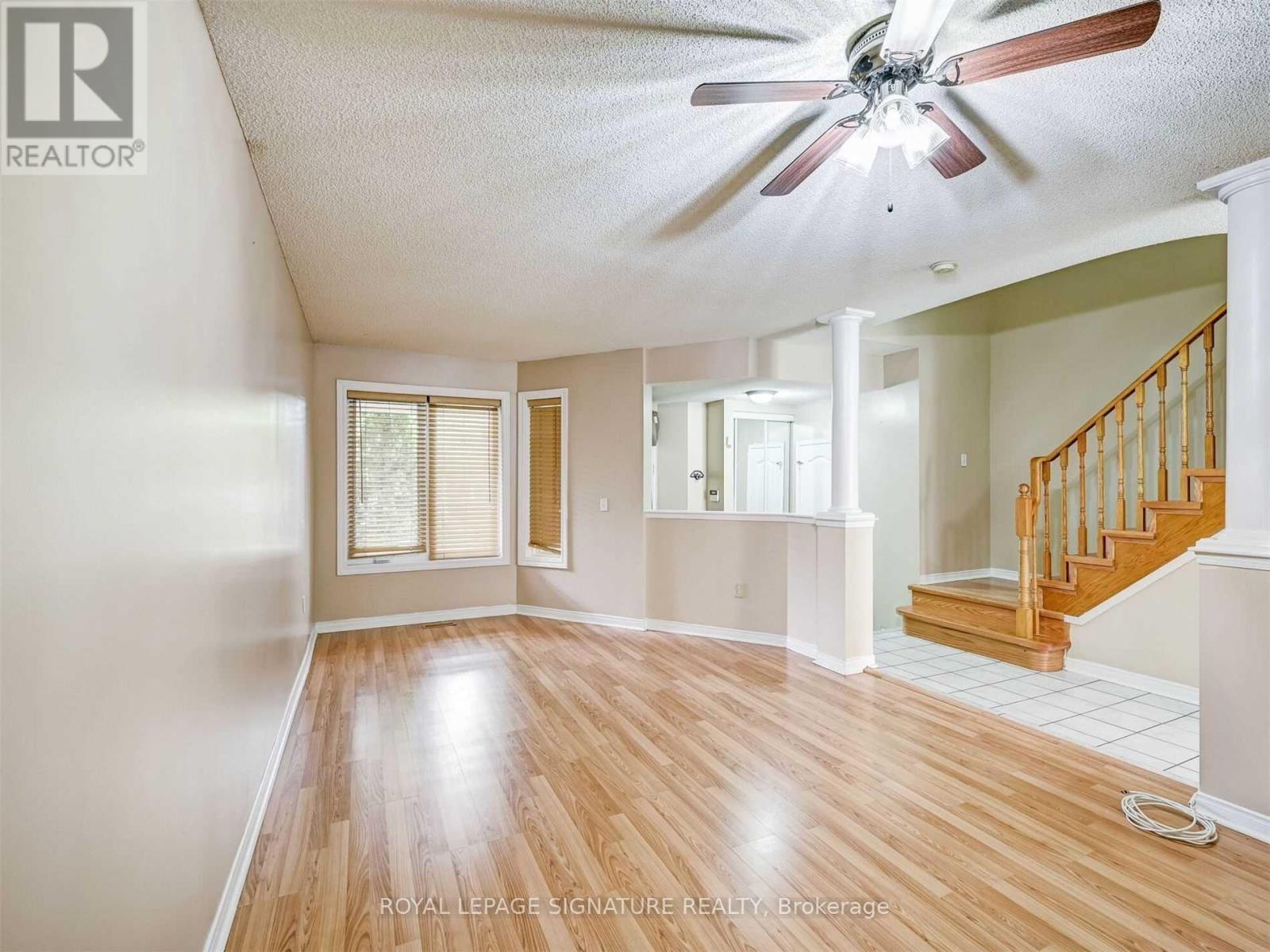 57 - 833 Scollard Court, Mississauga, Ontario  L5V 2B4 - Photo 8 - W12533754