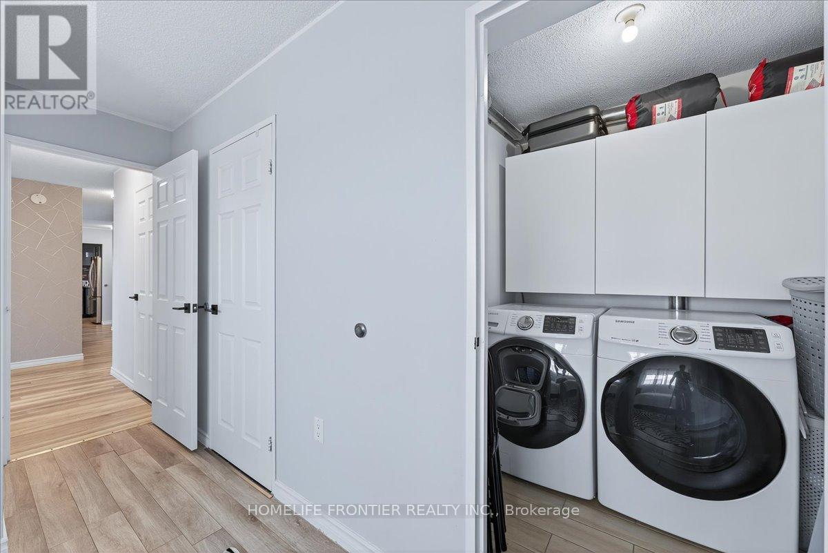 605 - 2301 Derry Road W, Mississauga, Ontario  L5N 2R4 - Photo 35 - W12533760