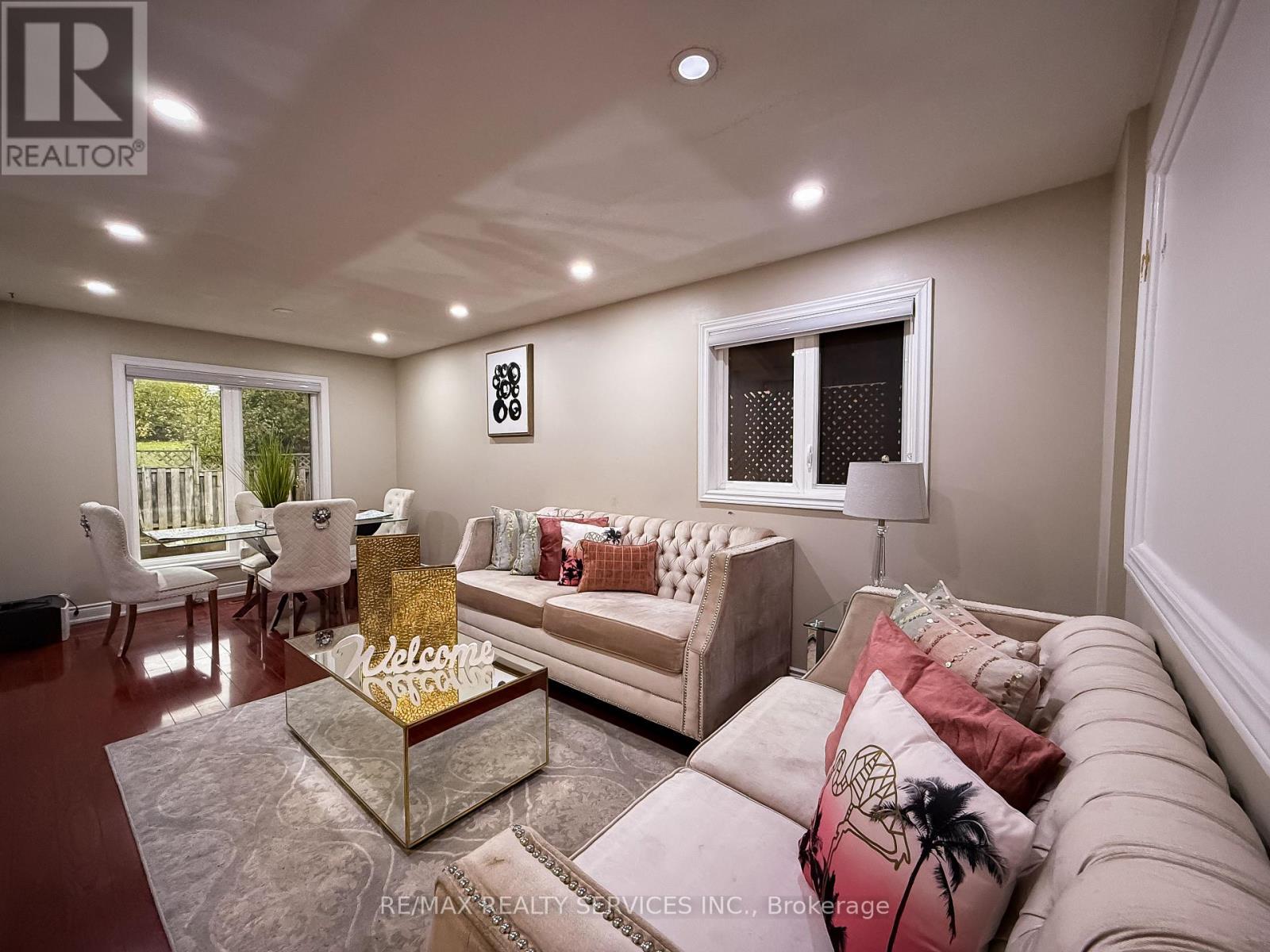 69 Pennsylvania Avenue, Brampton, Ontario  L6Y 4P3 - Photo 13 - W12533798